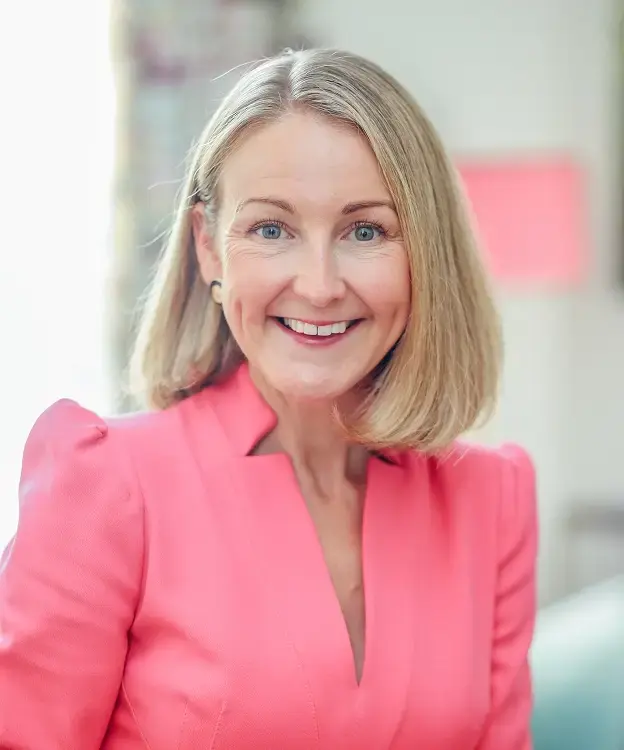 Sian Thomas – Investment Adviser